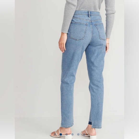 Old Navy Boyfriend Jeans - Picture 4 of 4